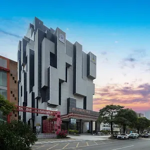Avant-garde ***** Shenzhen